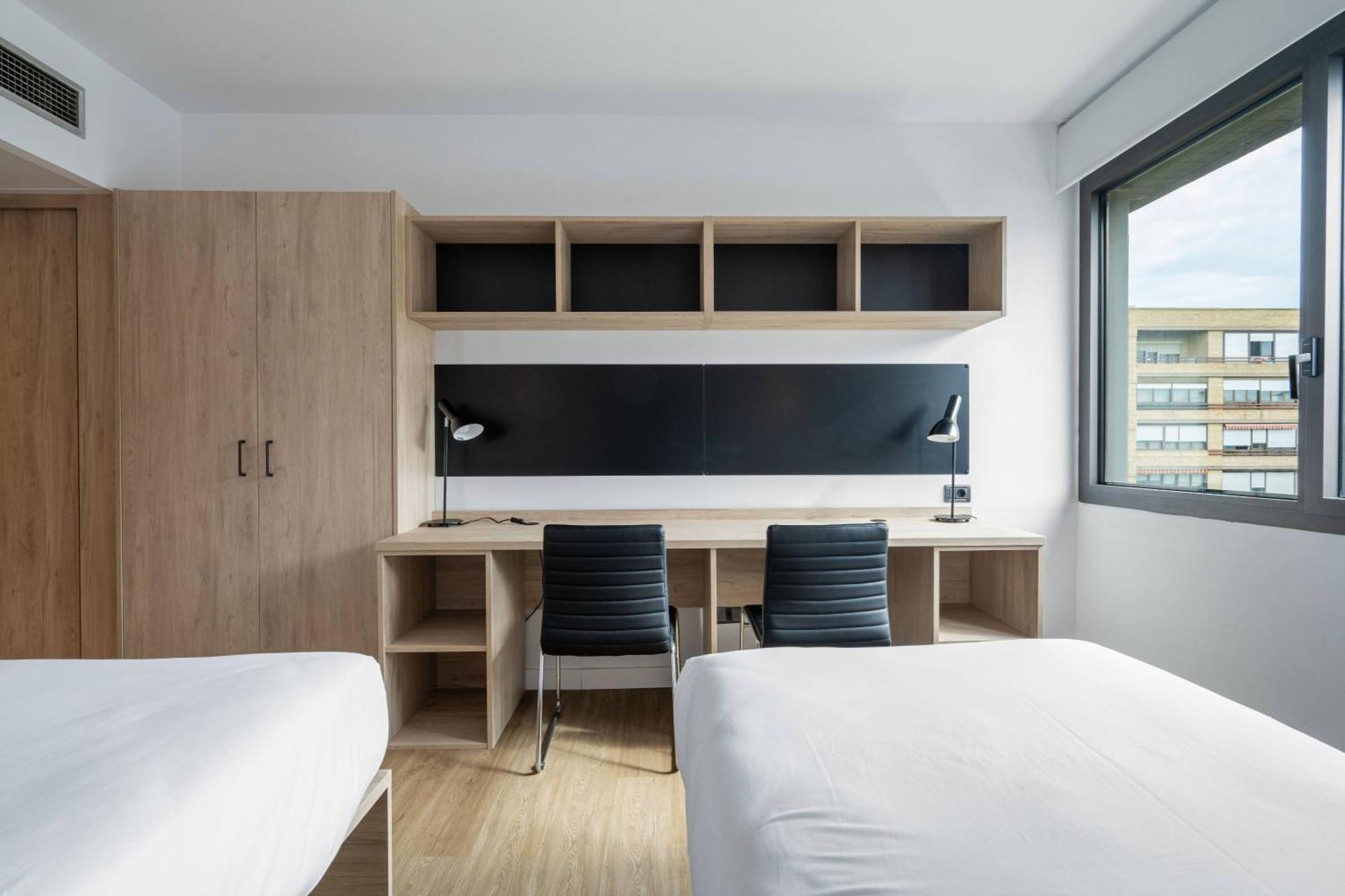 Micampus Pamplona Student Residence מראה חיצוני תמונה